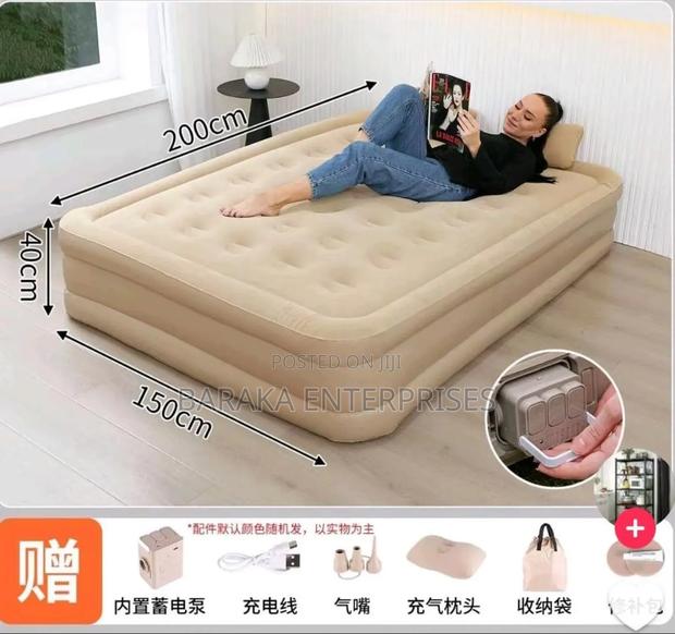 Double Size Self Inflating Bed +2 Inflatable Pillows - thumbnail 4