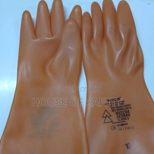 Strom Insulating Gloves - thumbnail 3