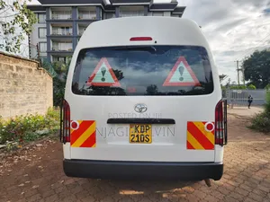 Toyota HiAce 2023 White