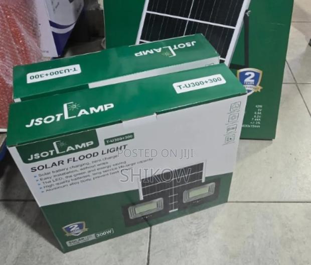 300+300 Watts Solar Security Light - main view