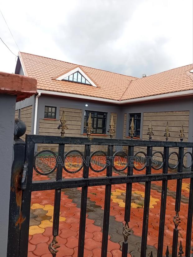 3bdrm Bungalow in Kikuyu Ondiri, Muthiga for rent