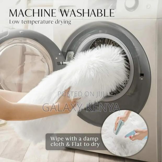 Faux Fur Decor Rug - thumbnail 3