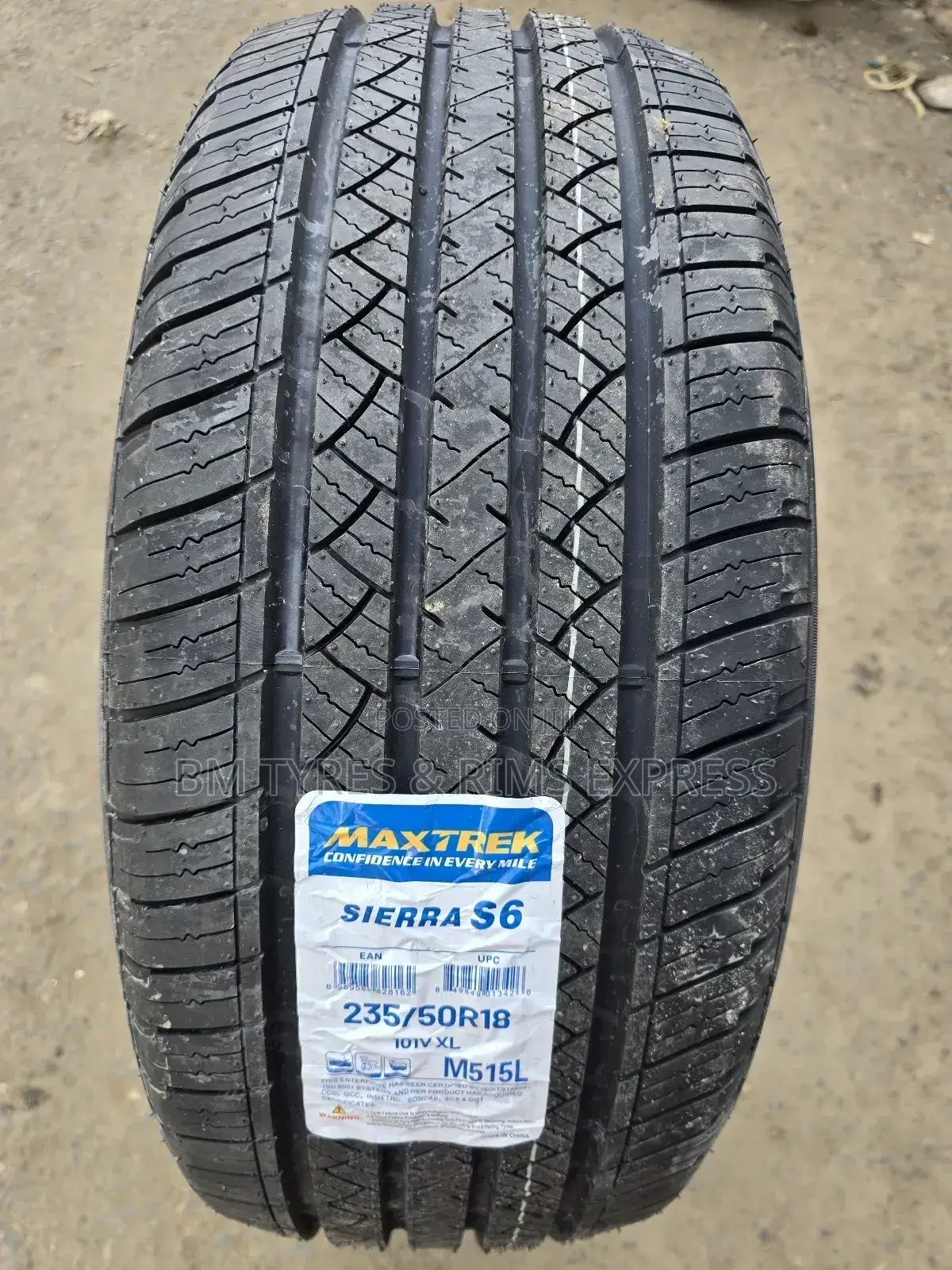 235 /50 R18 Maxtrek Tyres (Highway)