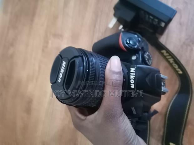 Nikon Camera - thumbnail 4