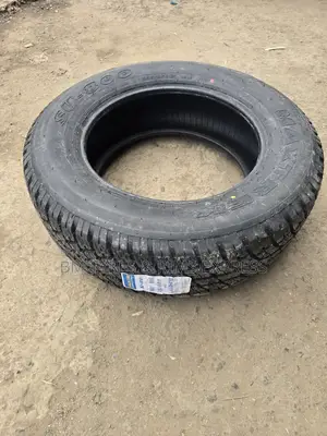 235 /65r17 Maxtrek Tyres (All Terrein)