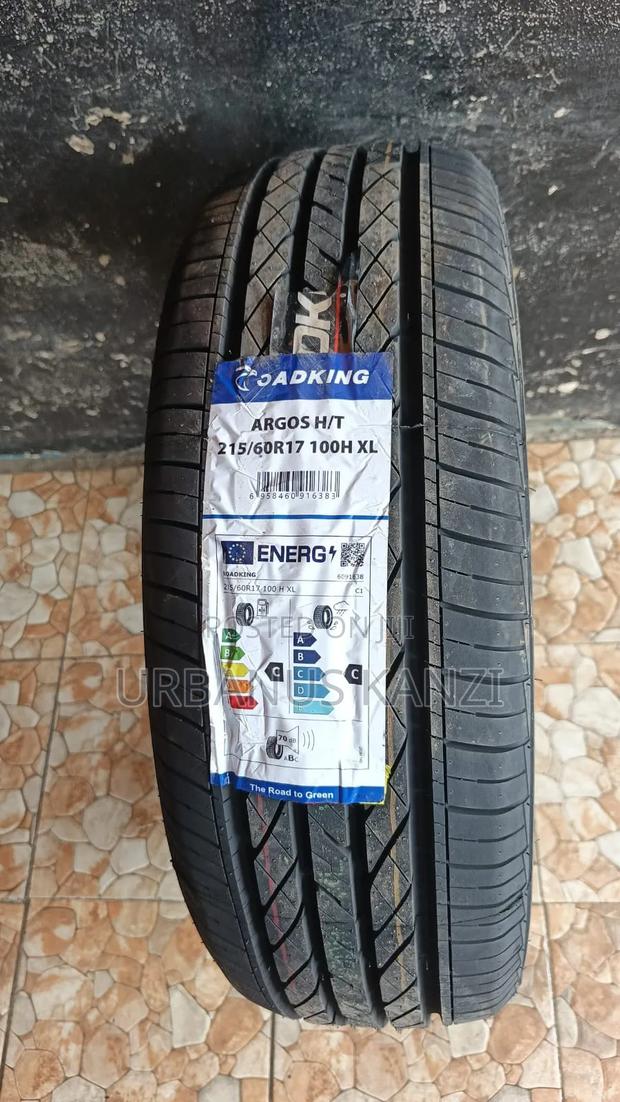 215/60 R17 Roadking - main view