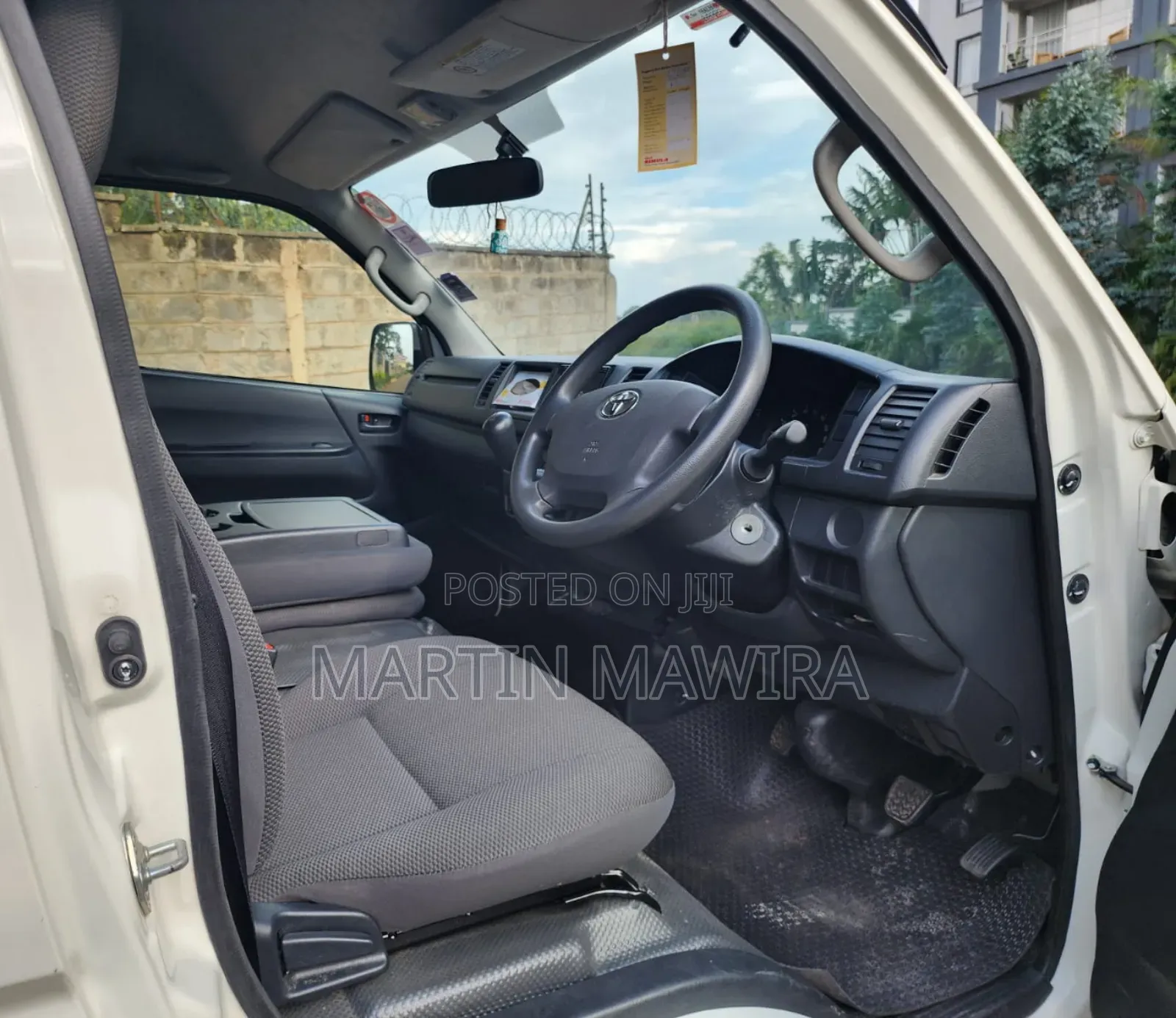 Toyota HiAce 2023 White
