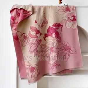 Beautiful Prints Ladies Cashmere Shawl/ Scarf