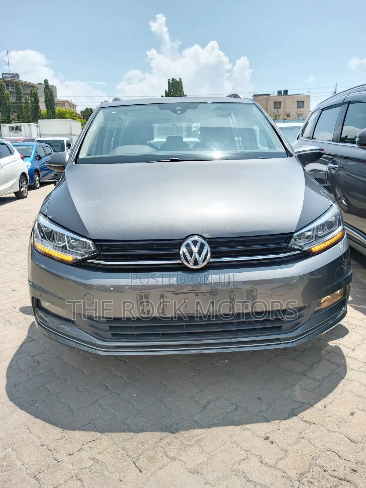 Volkswagen Touareg 2019 Gray