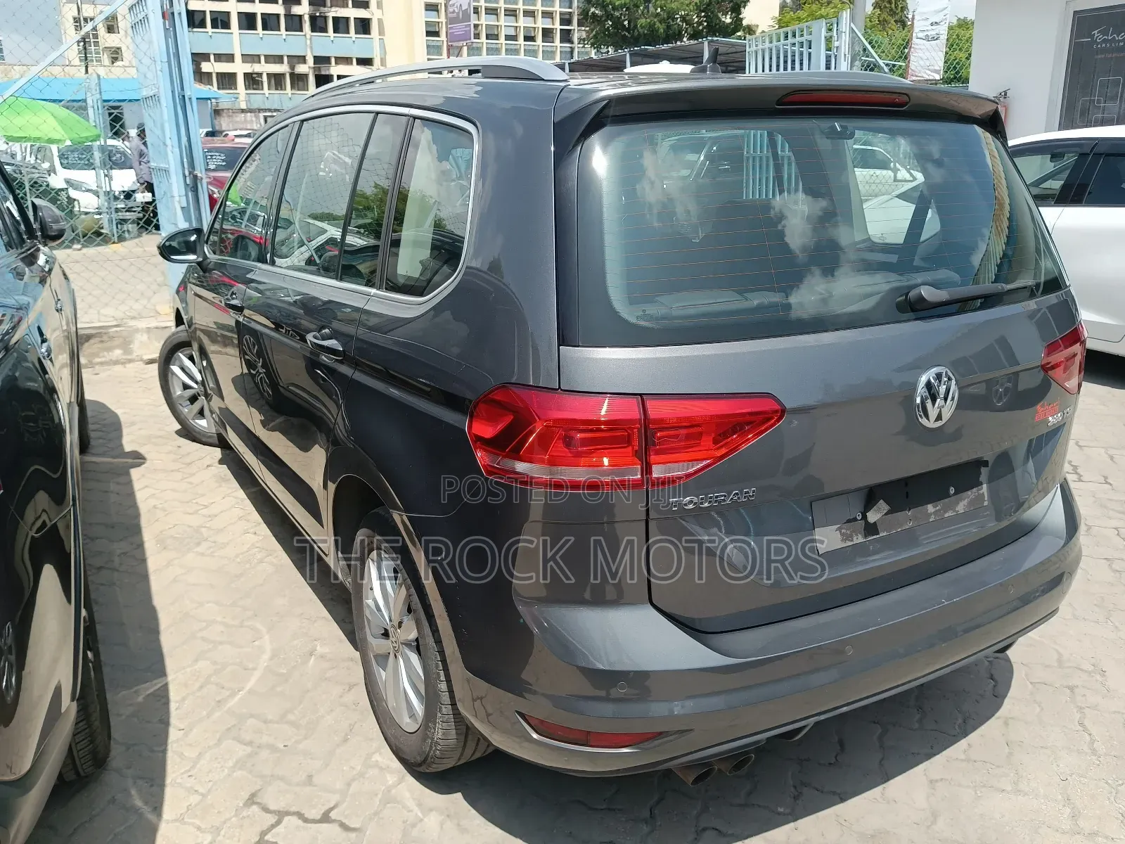 Volkswagen Touareg 2019 Gray