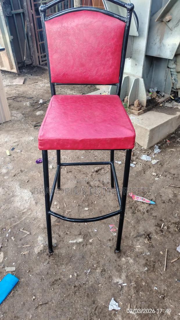 High Stool Restaurant /Club Seat - thumbnail 3