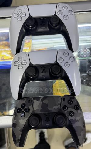 Certified Original Sony Dualsense 5 Controller - thumbnail 2