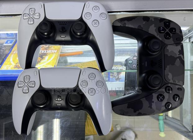 Certified Original Sony Dualsense 5 Controller - thumbnail 4