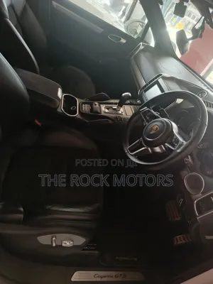 Porsche Cayenne 2018 White