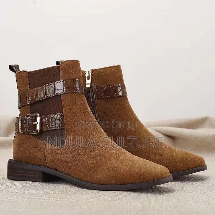 Ladies Chelsea Boots