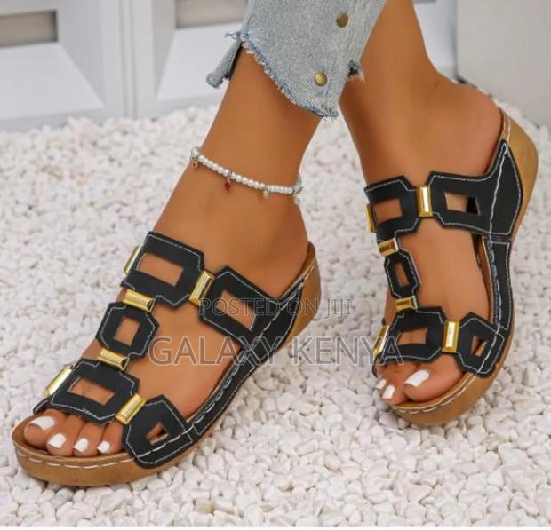 Ladies 37-43 Shoes - thumbnail 4