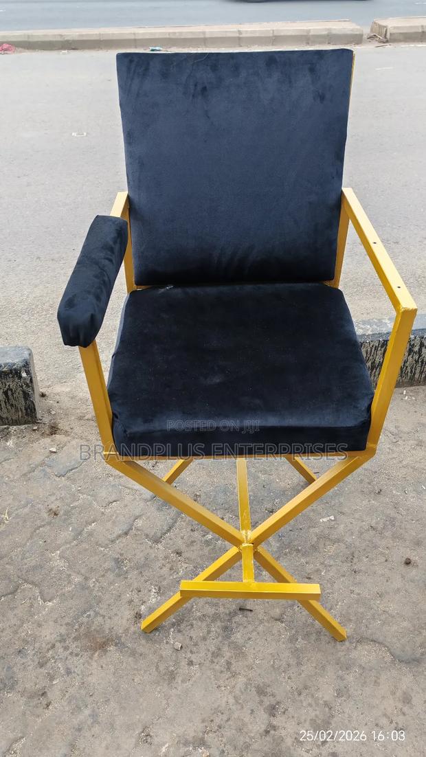 Make Up Chair - main view