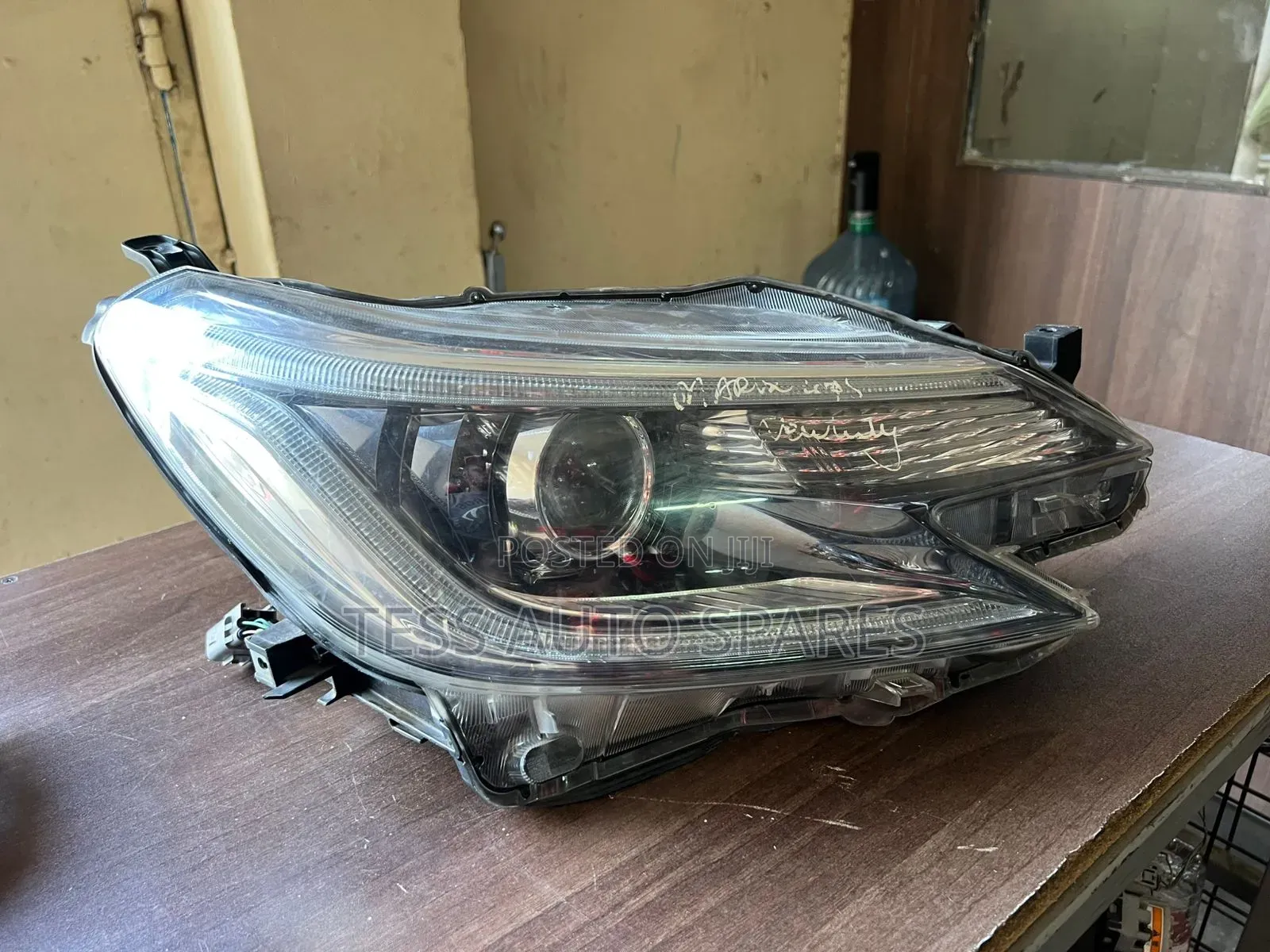 Toyota Mark X 2015 Headlight