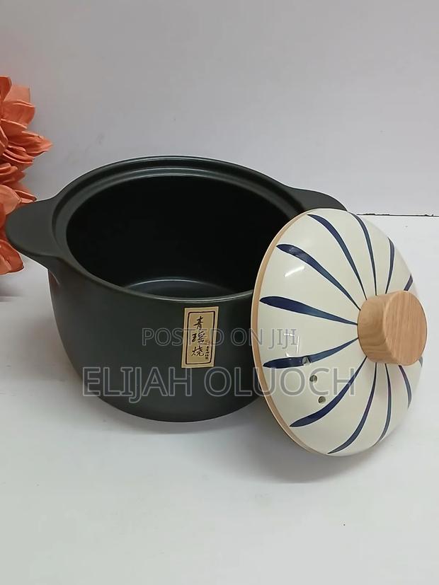 Ceramic Casserole Cooking Pot With Lid - main view