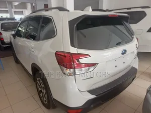 Subaru Forester 2019 White