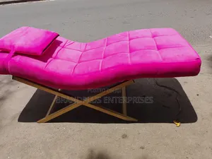 Pink Lash Bed