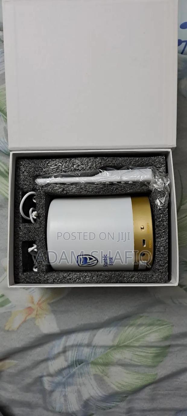 Portable Quran Touch Lamp Speaker – Like New - thumbnail 4