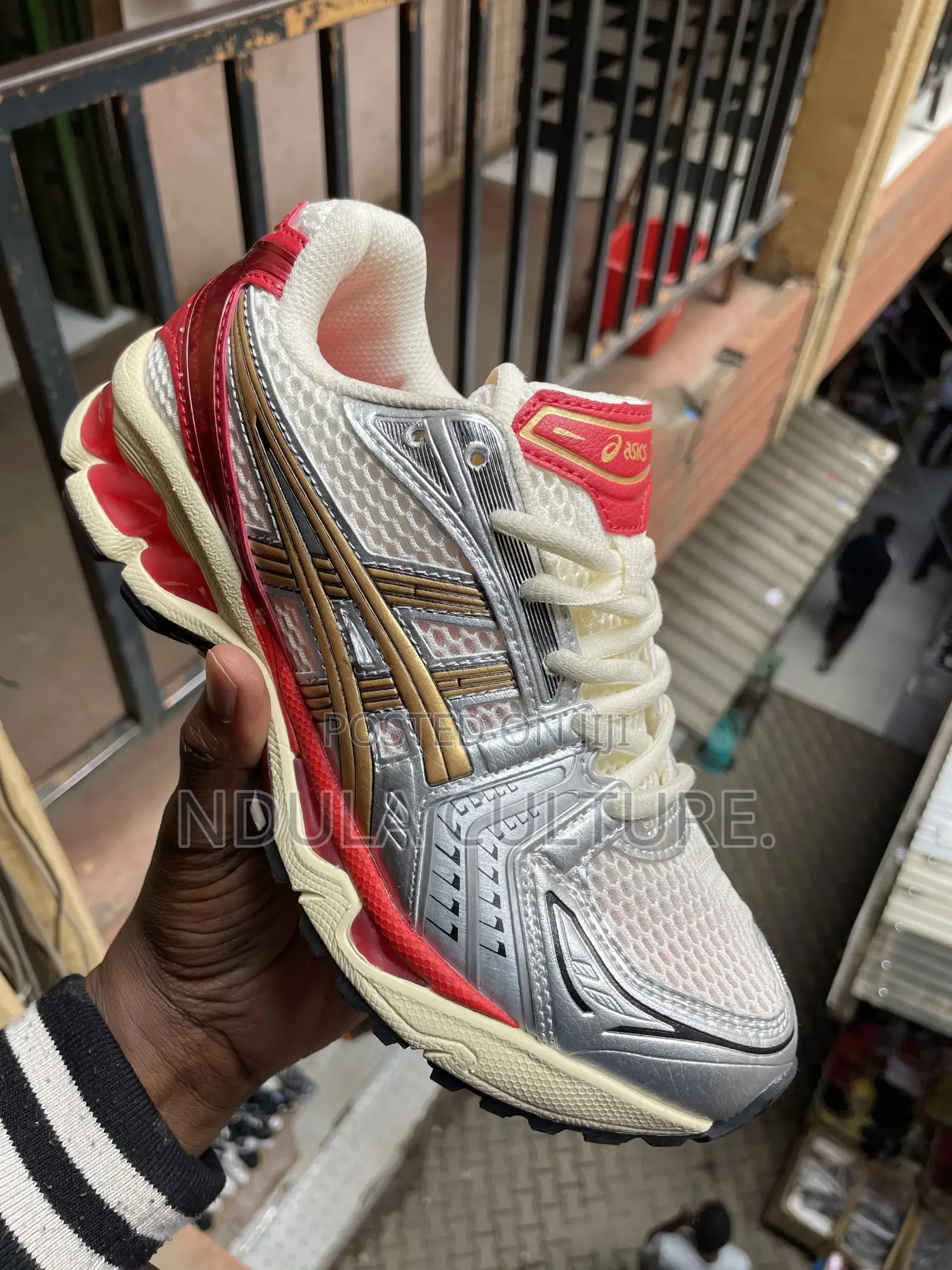 Asics Gel Sneakers