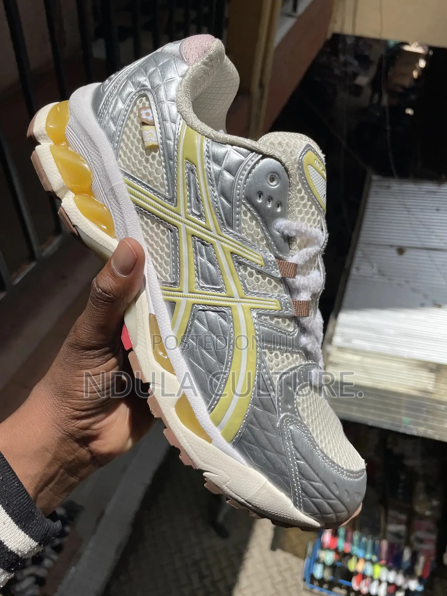 Asics Gel Sneakers