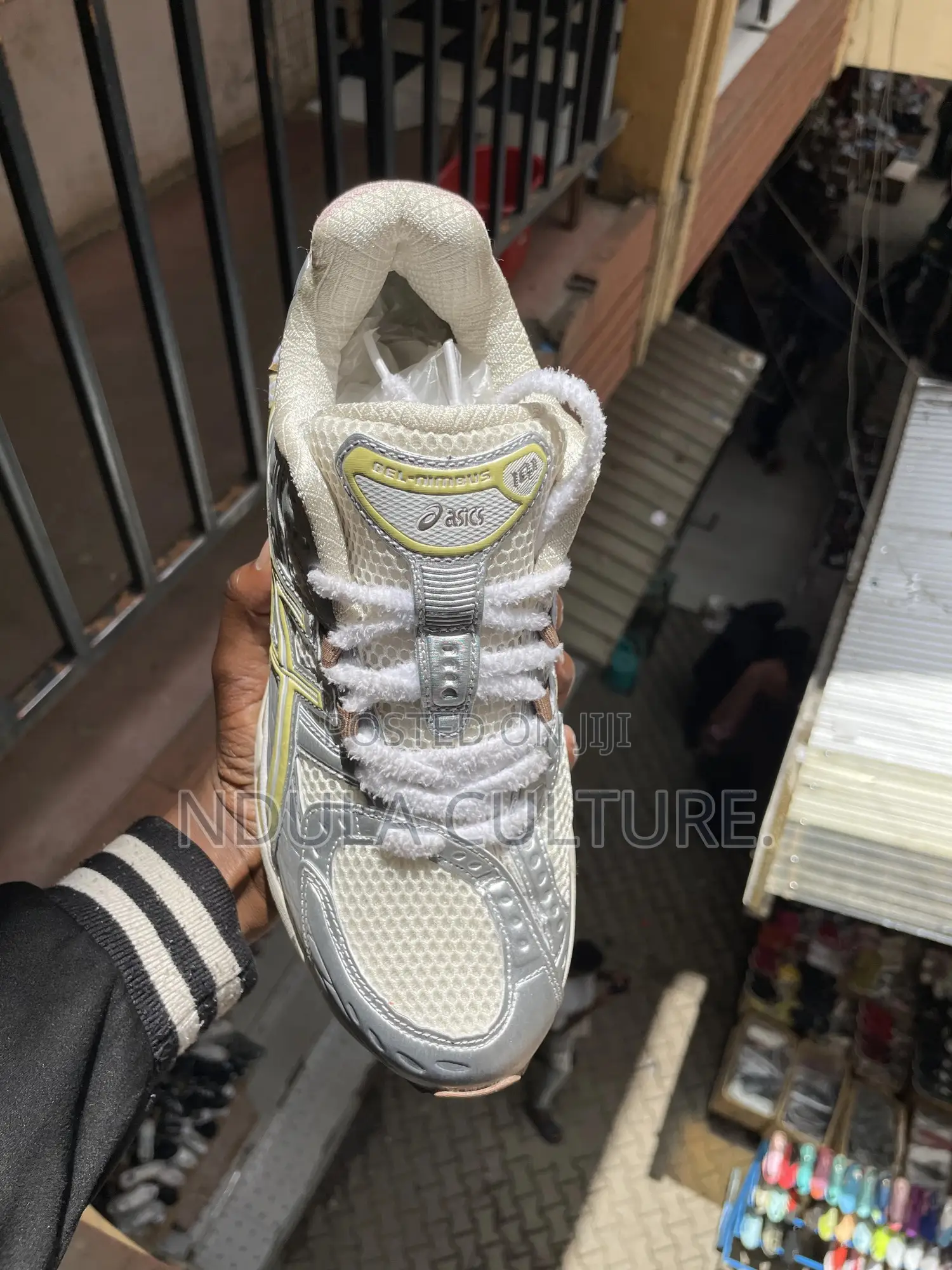 Asics Gel Sneakers