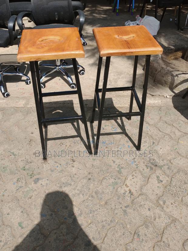 Wooden Laboratory Stool - thumbnail 2