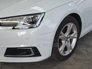 Audi A4 2.0T Premium AWD quattro 2019 White