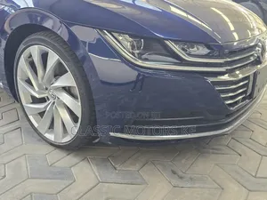 Volkswagen Arteon 2.0T SE R-Line w/19 AWD 4MOTION 2019 Blue