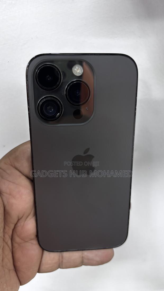 Apple iPhone 14 Pro 256 GB Black - main view