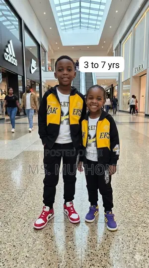 Quality Unisex Kids 3 Piece Tracksuits (3-7 Yrs )