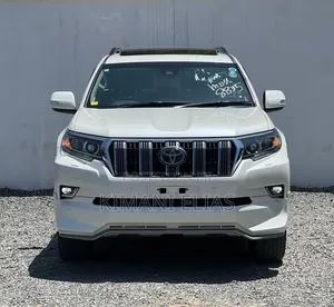 Toyota Land Cruiser Prado 2.8 2019 White