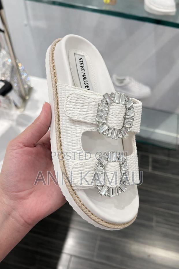 Cute Ladies Sandals - thumbnail 3