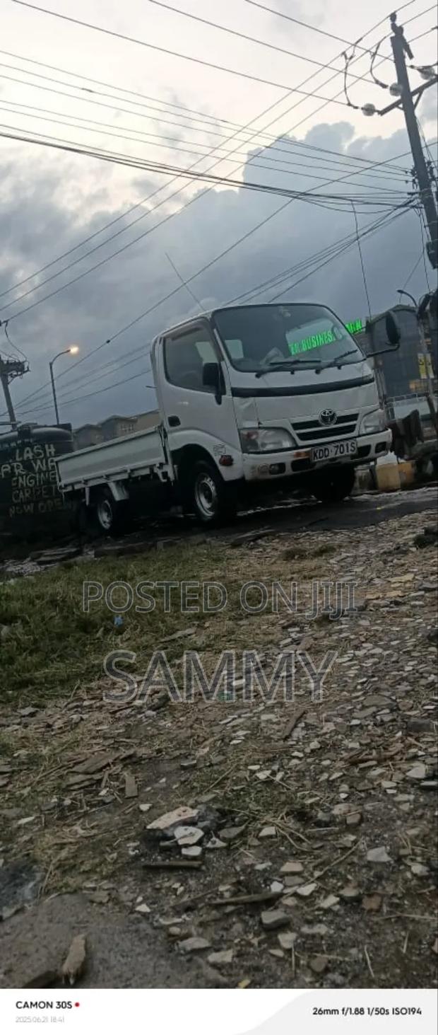 Toyota Dyna - thumbnail 6