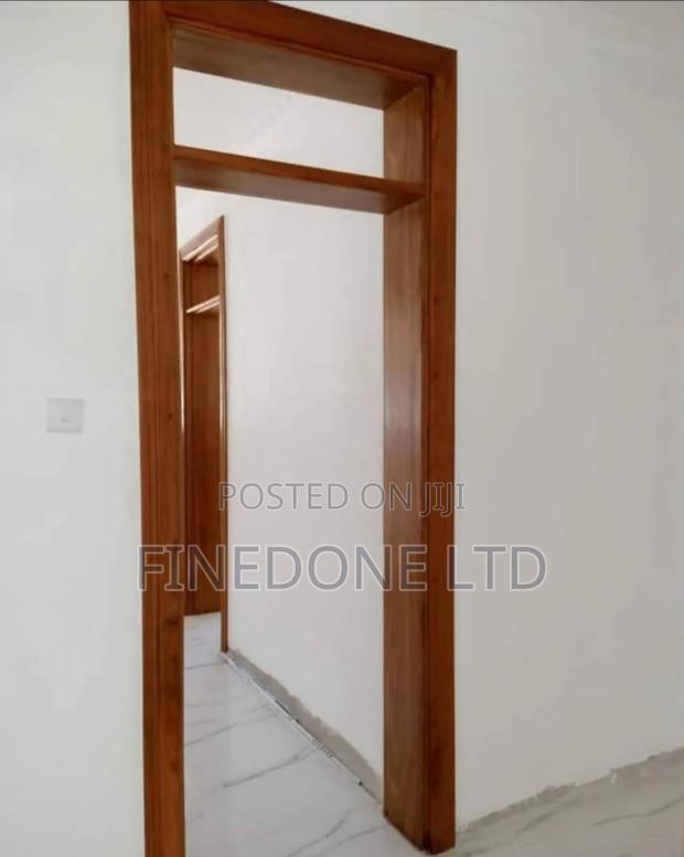 Mahogany Frames 6×2 Vent - thumbnail 2