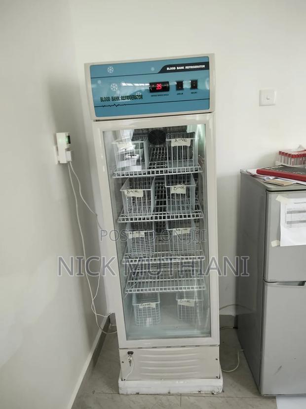 Lab Fridge 250 Litres - thumbnail 4