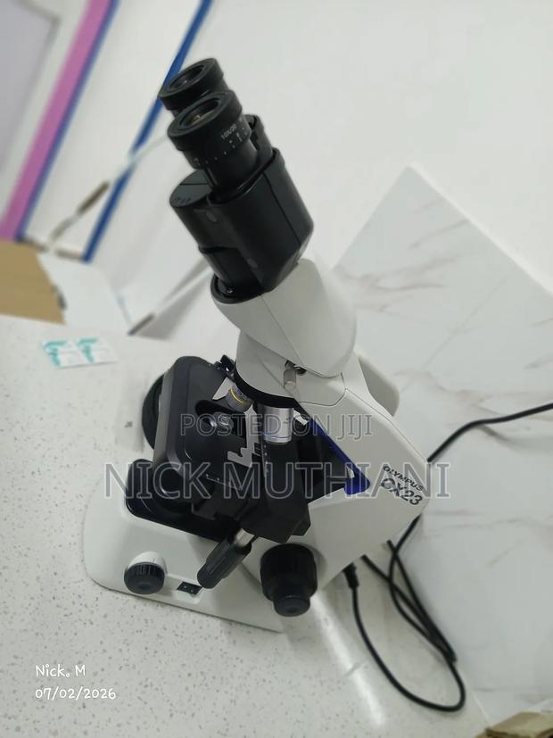 Olympus Cx 23 Lab Microscope - thumbnail 4