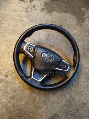 Steering Wheel Harrier 2015 Model.