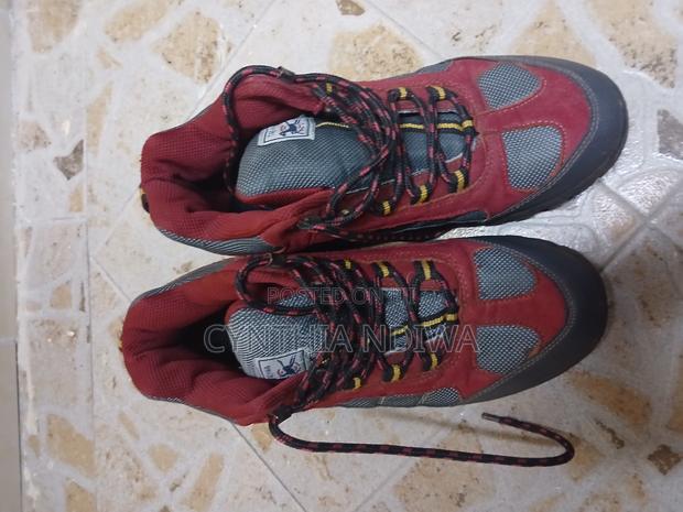 Clothes, Shoes and Accessories - thumbnail 2