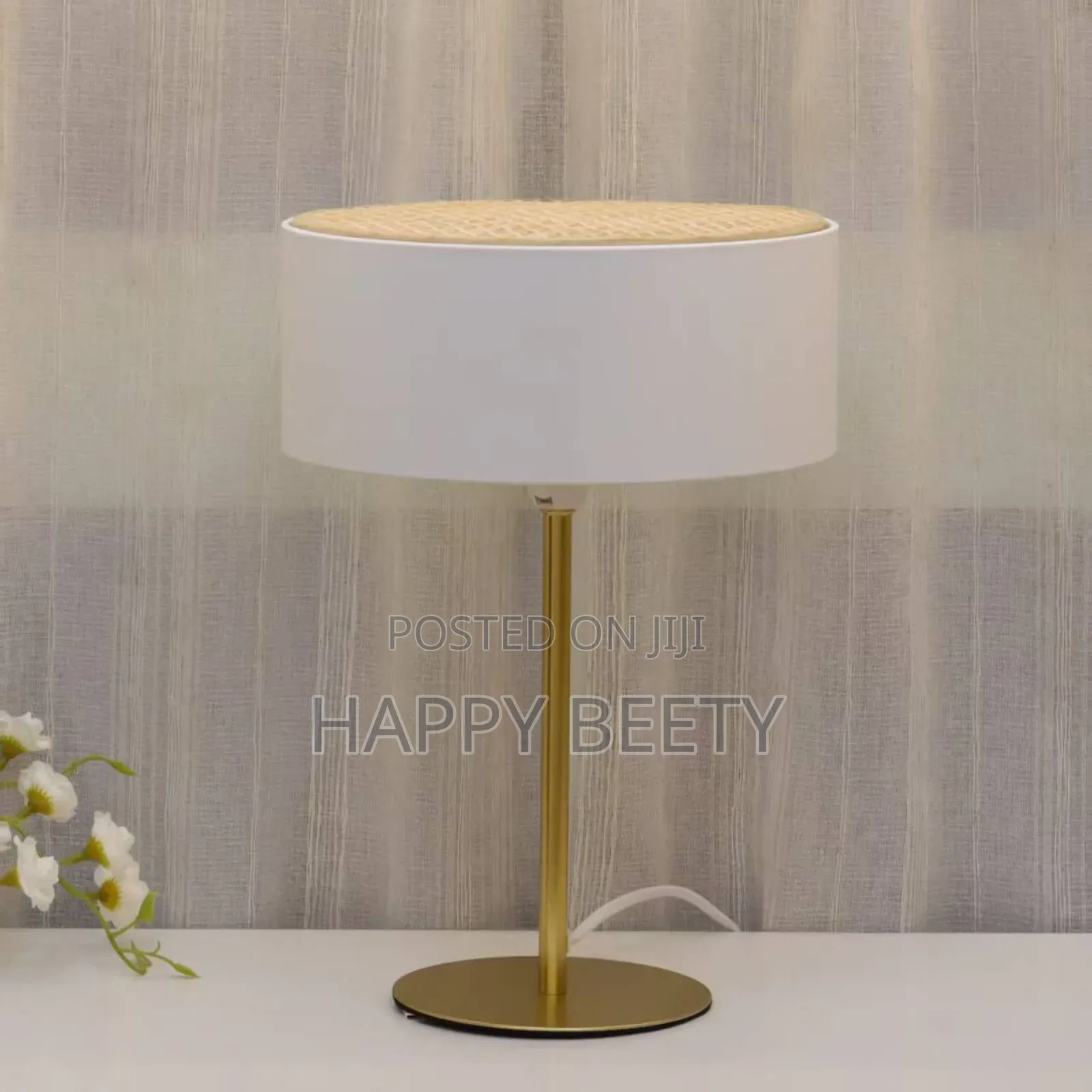 Modern Elegant Table Lamp