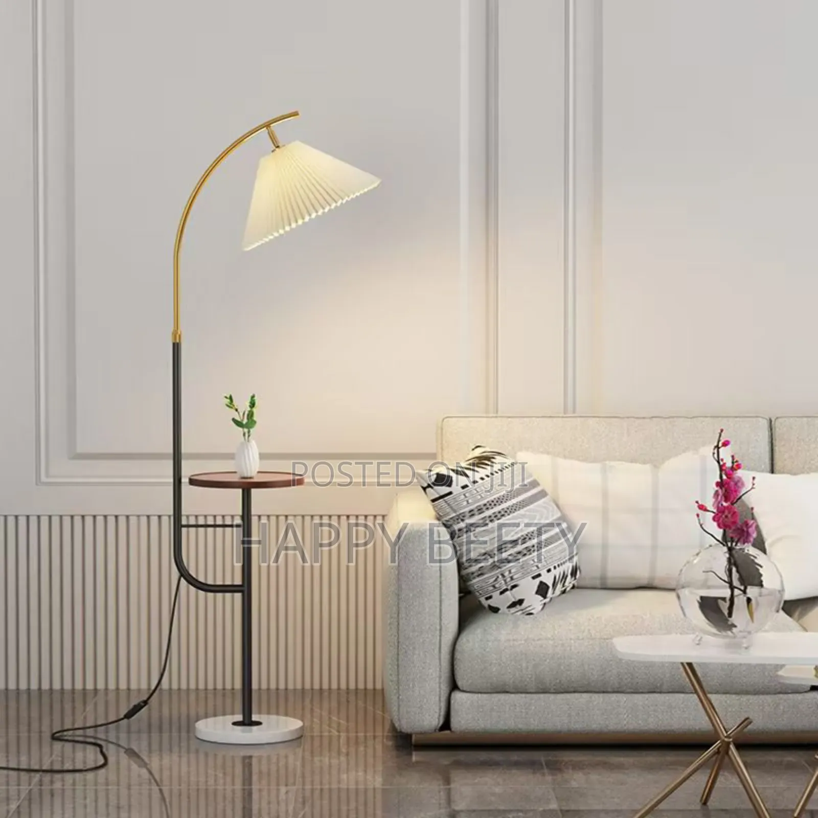 Elegant Arc Floor Lamp With Side Table