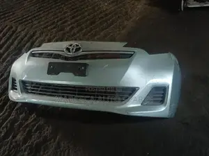 Bumper Front, Ractis Light Blue X Japan, Clean