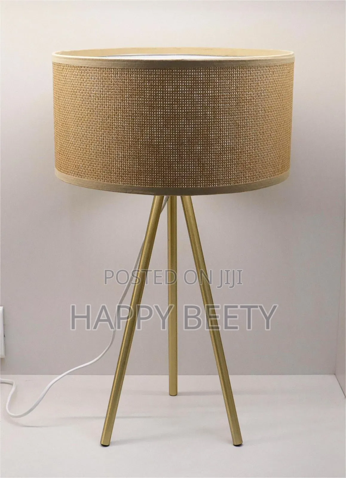 Rattan Tripod Table Lamp