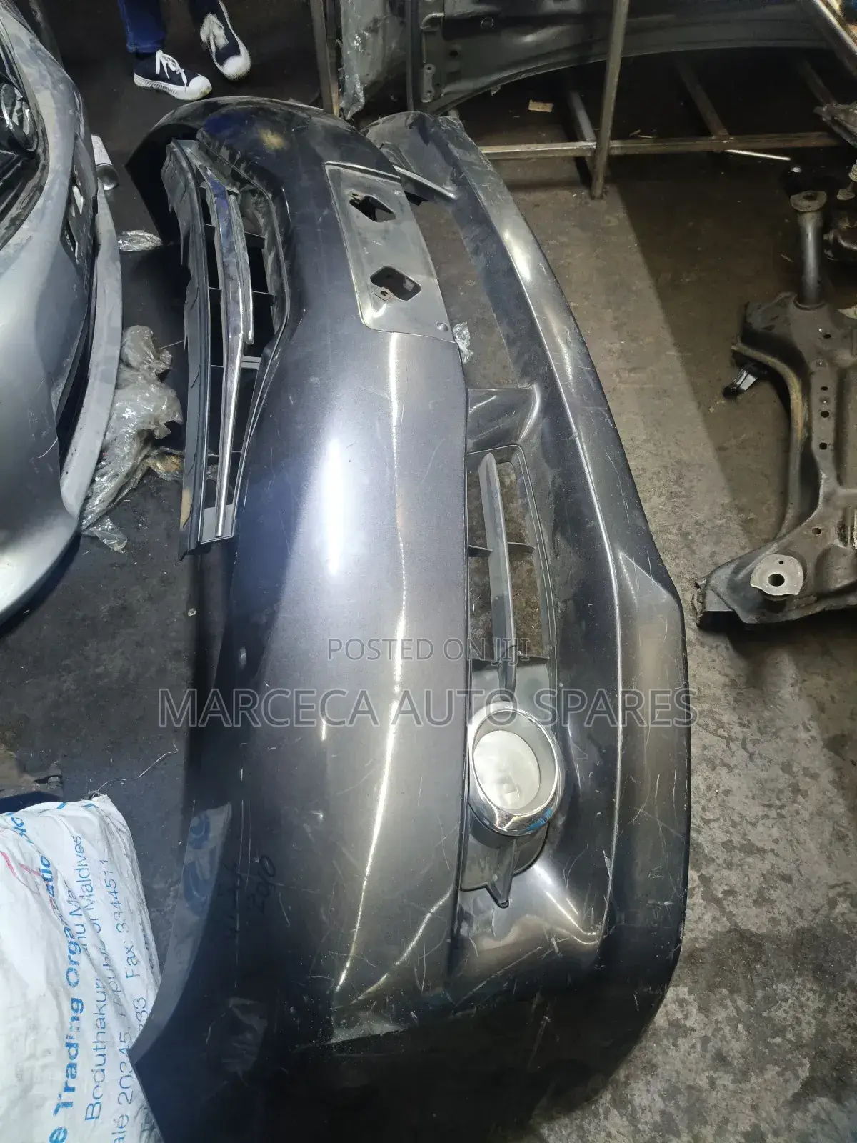 Bumper Front, Wish 2010 Original Xjapan Clean.