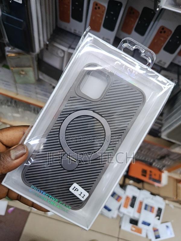 iPhone 11 Featuring a Carbon Fiber Texture Magnetic Ring Stand. - thumbnail 2