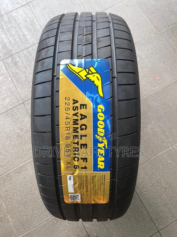 225/45 R18 Brand New Good Year Tyre China