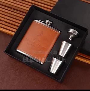 Portable Hip Flask/Whisky Bottle  Set* - thumbnail 2